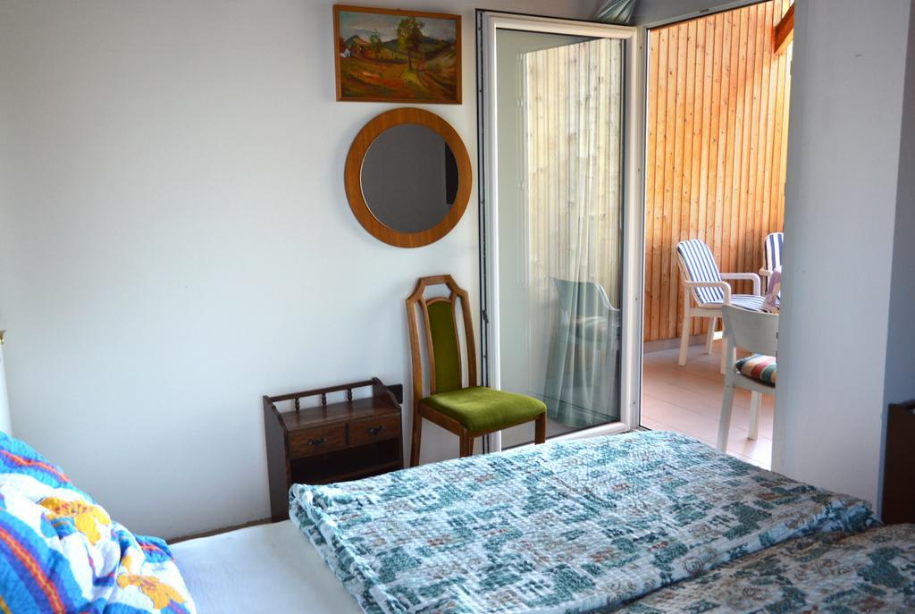 Ferienwohnung Benedekne Haza Gyenesdiás Exterior foto
