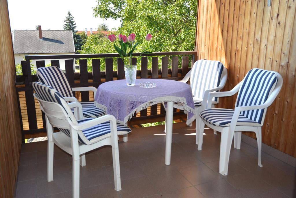 Ferienwohnung Benedekne Haza Gyenesdiás Exterior foto