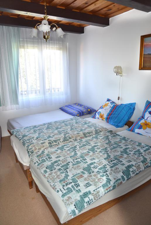 Ferienwohnung Benedekne Haza Gyenesdiás Exterior foto